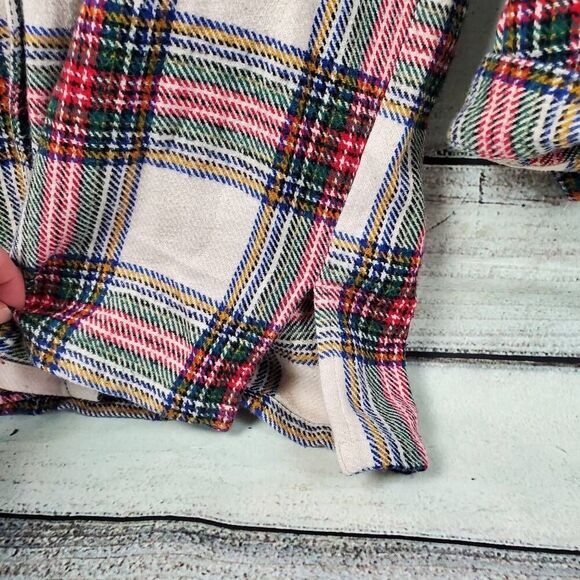 Maurices Women’s Medium Button Down Flannel Shirt Multicolor Plaid 100% Cotton C - Picture 2 of 9